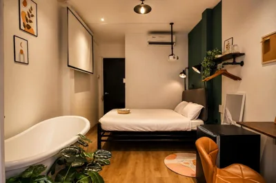 Saigon Hideout Self Checkin, Netflix & Chill – Foto’s 16